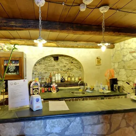 Agriturismo Uzzano Motta Santa Lucia