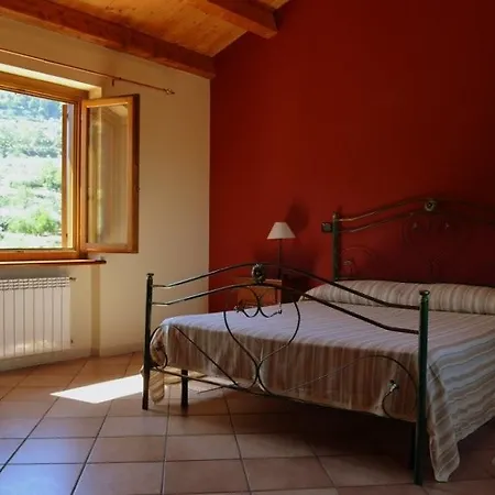 Çiftlik konaklama Agriturismo Uzzano Motta Santa Lucia